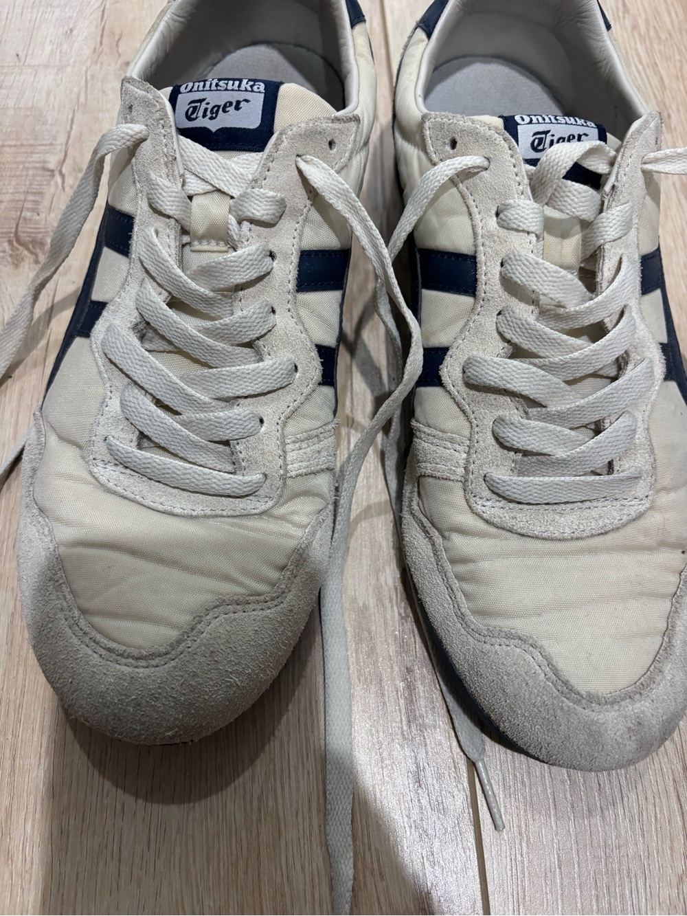 Onitsuka Tiger by Asics Women’s Serrano Slip-On Sneakers in Birch and Peacoat - Picture 9 of 14